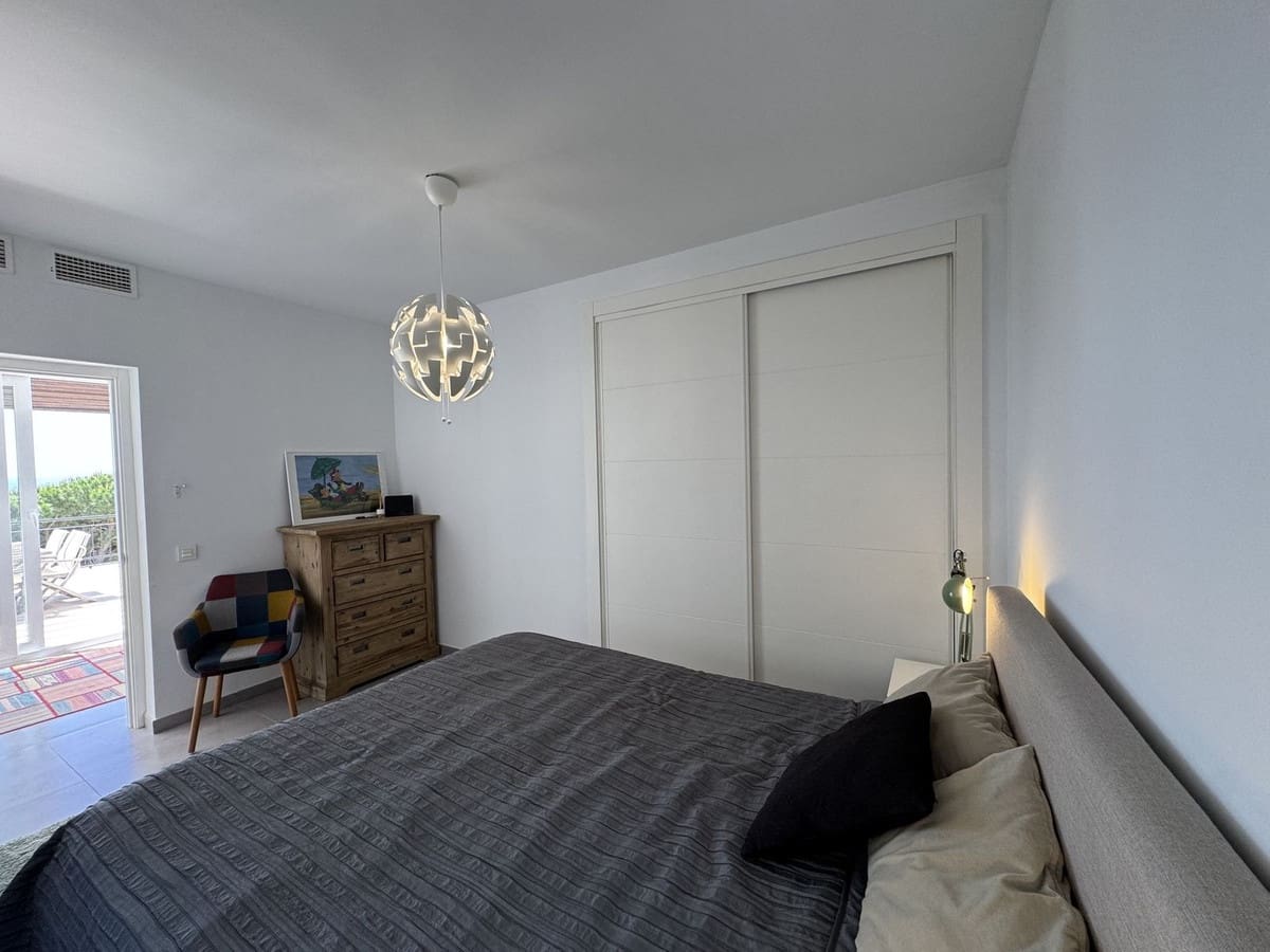 Chalet de 4 habitaciones en Mijas en venta con piscina - 1.750.000 € (Ref: 9500907)