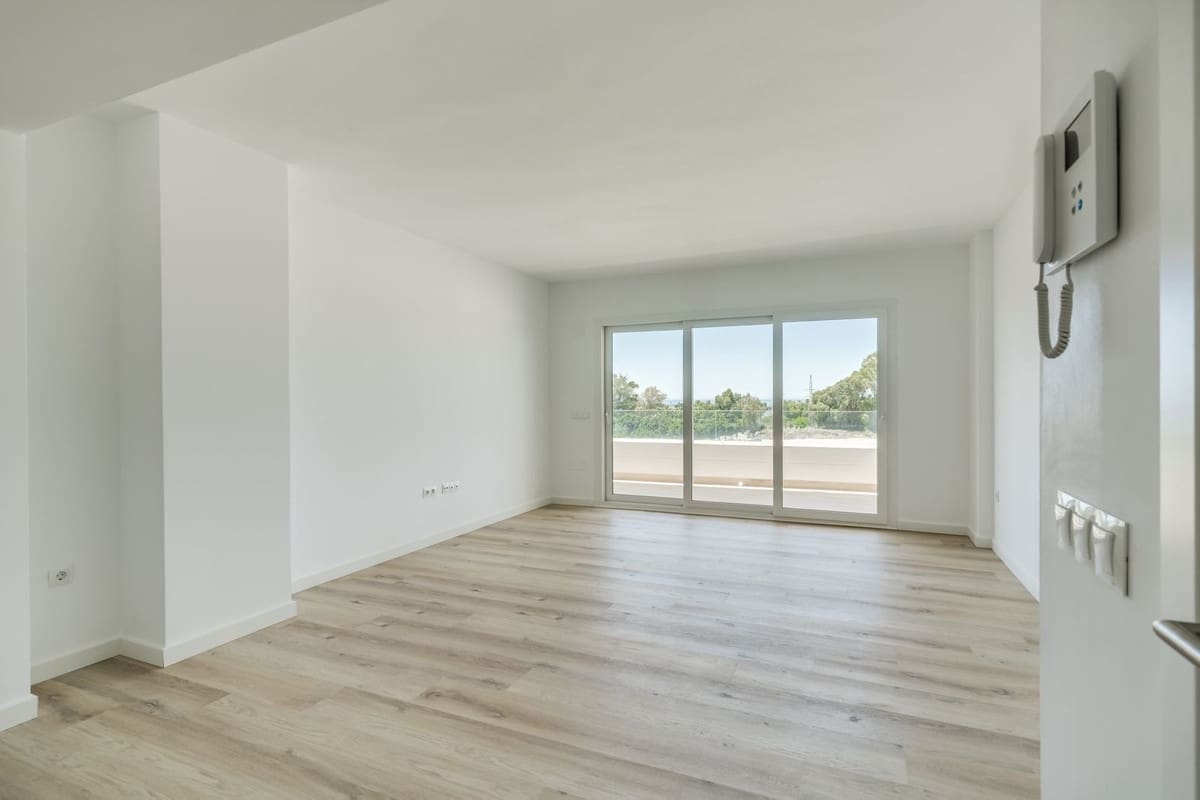 3 soverom Leilighet til salgs i Marbella med svømmebasseng garasje - € 555 000 (Ref: 9500909)