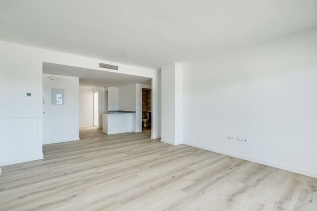 3 soverom Leilighet til salgs i Las Brisas, Marbella med svømmebasseng garasje - € 555 000 (Ref: 9500909)