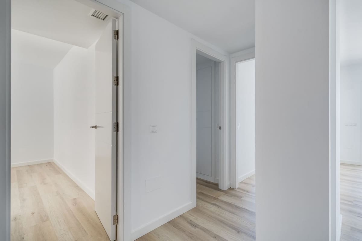 3 soverom Leilighet til salgs i Marbella med svømmebasseng garasje - € 555 000 (Ref: 9500909)