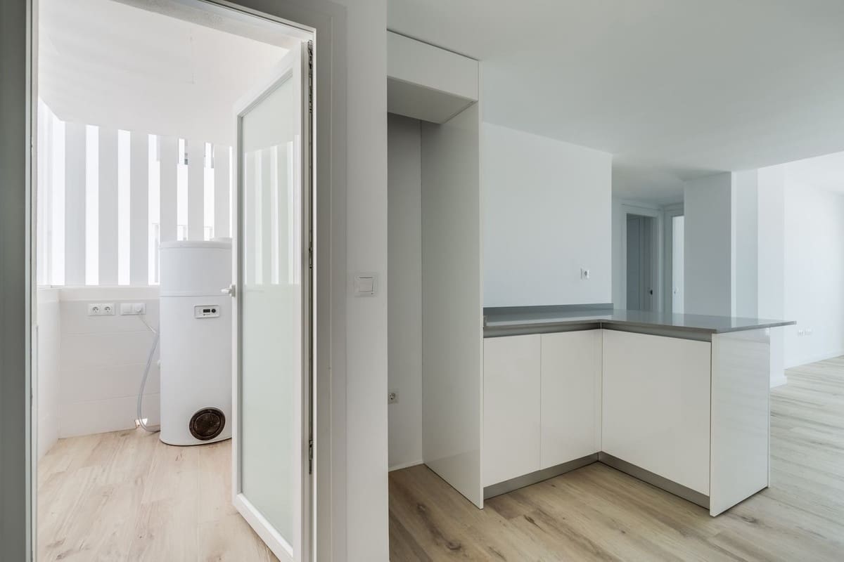 3 soverom Leilighet til salgs i Marbella med svømmebasseng garasje - € 555 000 (Ref: 9500909)