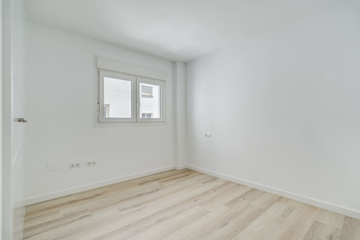 3 soverom Leilighet til salgs i Marbella med svømmebasseng garasje - € 555 000 (Ref: 9500909)