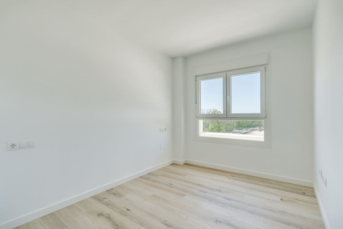 3 soverom Leilighet til salgs i Marbella med svømmebasseng garasje - € 555 000 (Ref: 9500909)