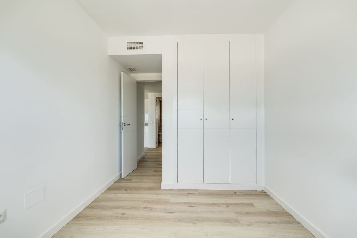 3 soverom Leilighet til salgs i Marbella med svømmebasseng garasje - € 555 000 (Ref: 9500909)