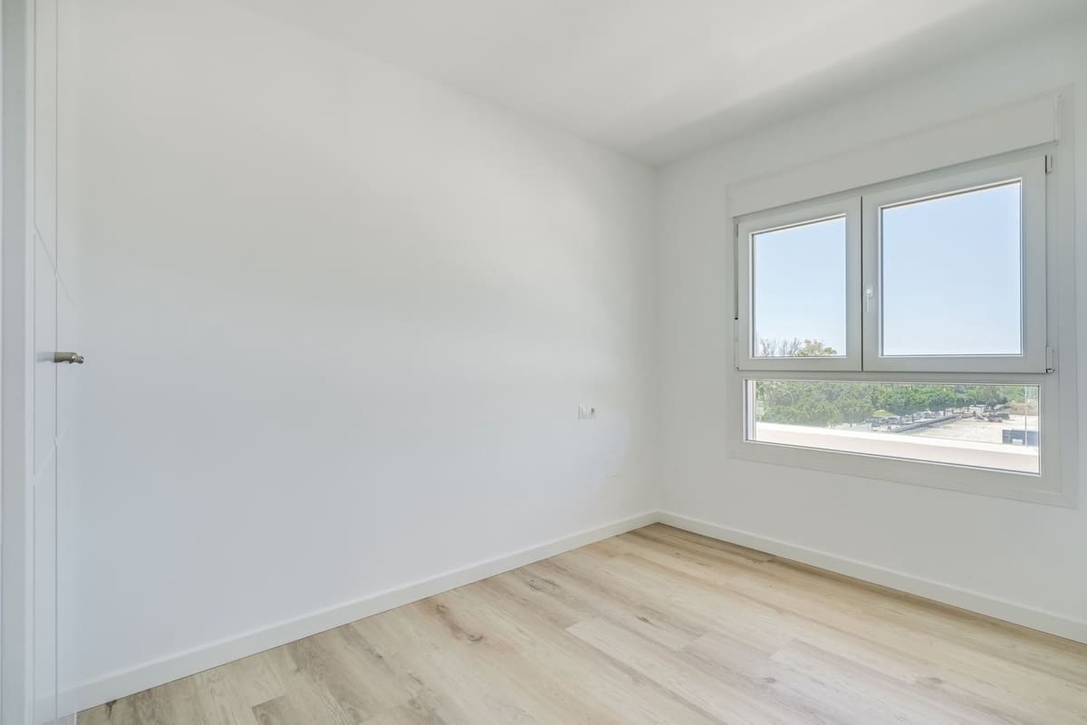 3 soverom Leilighet til salgs i Marbella med svømmebasseng garasje - € 555 000 (Ref: 9500909)