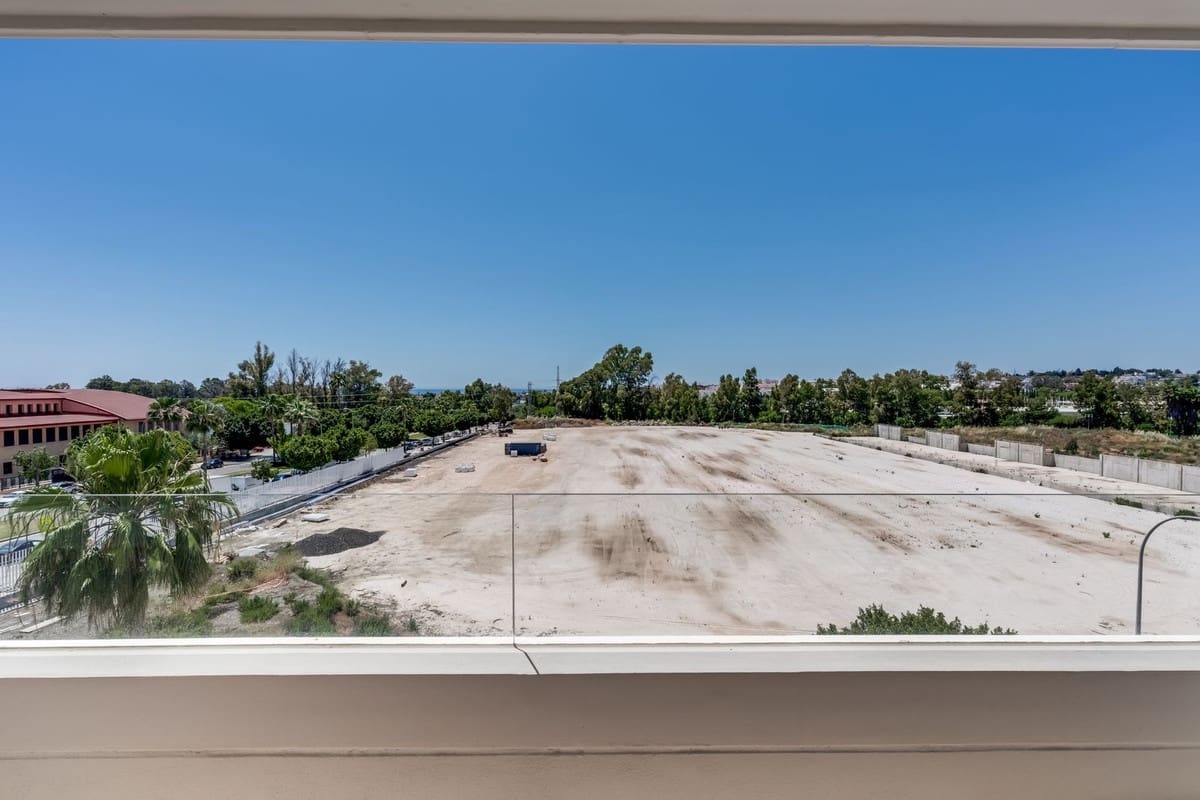 3 soverom Leilighet til salgs i Marbella med svømmebasseng garasje - € 555 000 (Ref: 9500909)