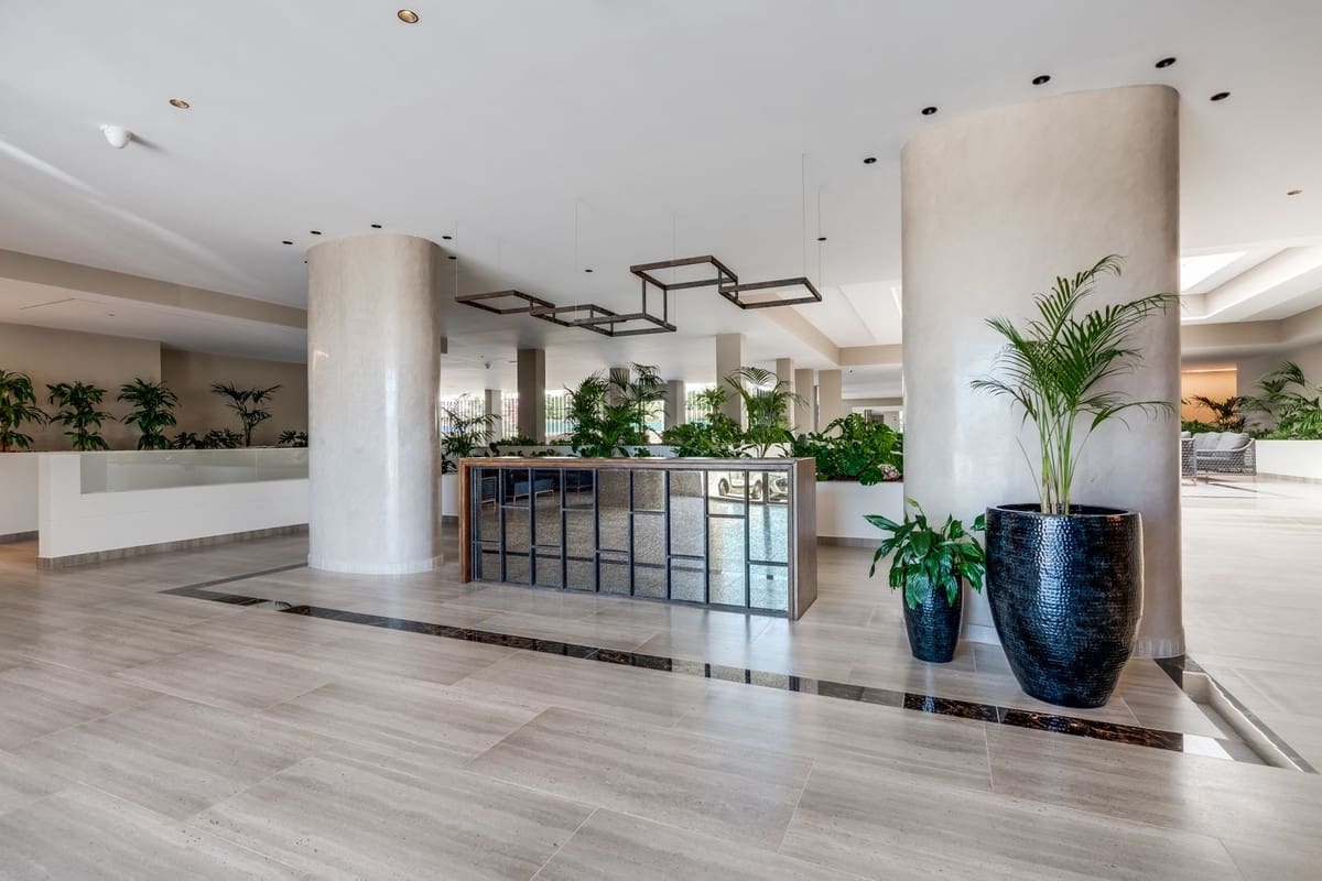 3 soverom Leilighet til salgs i Marbella med svømmebasseng garasje - € 555 000 (Ref: 9500909)