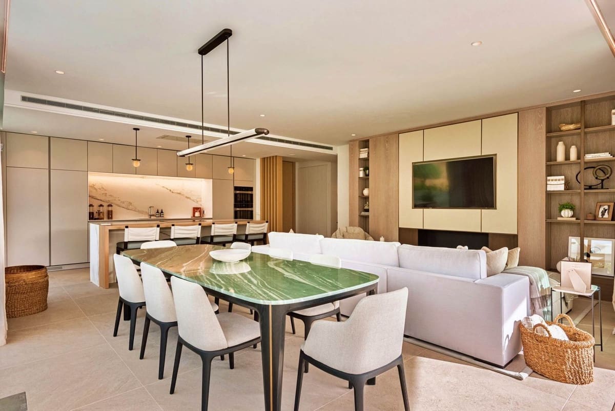 3 soveværelse Lejlighed til salg i Marbella med swimmingpool - € 1.595.000 (Ref: 9500913)