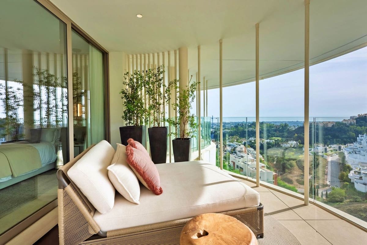 3 soveværelse Lejlighed til salg i Marbella med swimmingpool - € 1.595.000 (Ref: 9500913)