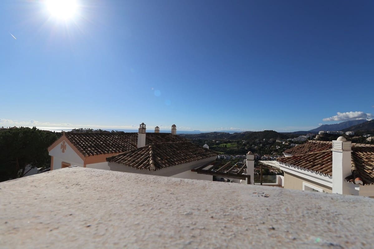 3 sovrum Villa till salu i Benahavis med pool garage - 725 000 € (Ref: 9503557)