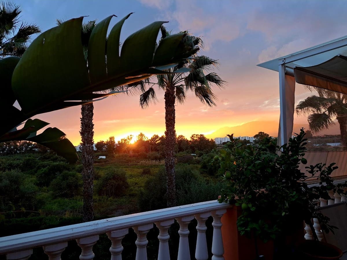 4 soveværelse Lejlighed til salg i New Golden Mile med swimmingpool garage - € 1.190.000 (Ref: 9503563)