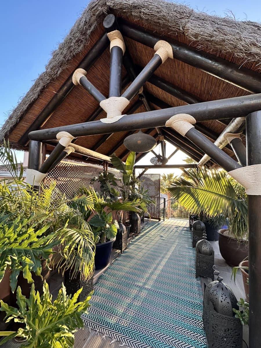 4 soveværelse Lejlighed til salg i New Golden Mile med swimmingpool garage - € 1.190.000 (Ref: 9503563)