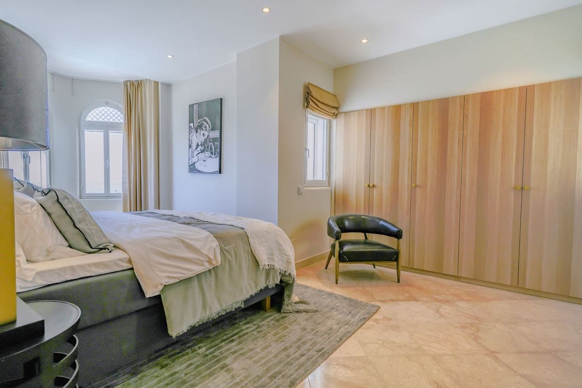 3 soveværelse Lejlighed til salg i Marbella med swimmingpool garage - € 1.495.000 (Ref: 9503565)