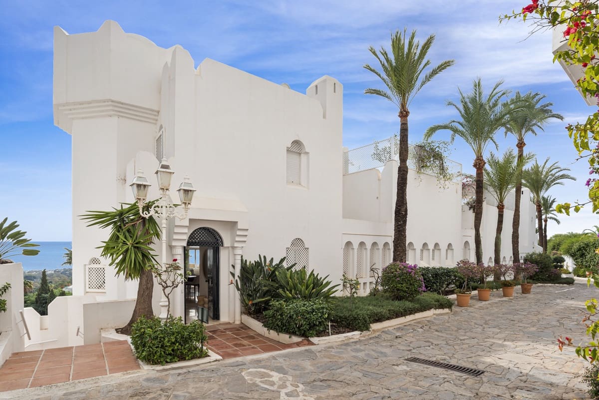 3 soveværelse Lejlighed til salg i Marbella med swimmingpool garage - € 1.495.000 (Ref: 9503565)