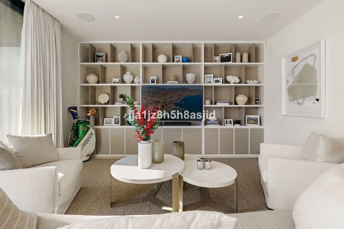 4 soveværelse Villa til salg i Marbella med swimmingpool garage - € 3.500.000 (Ref: 9503567)