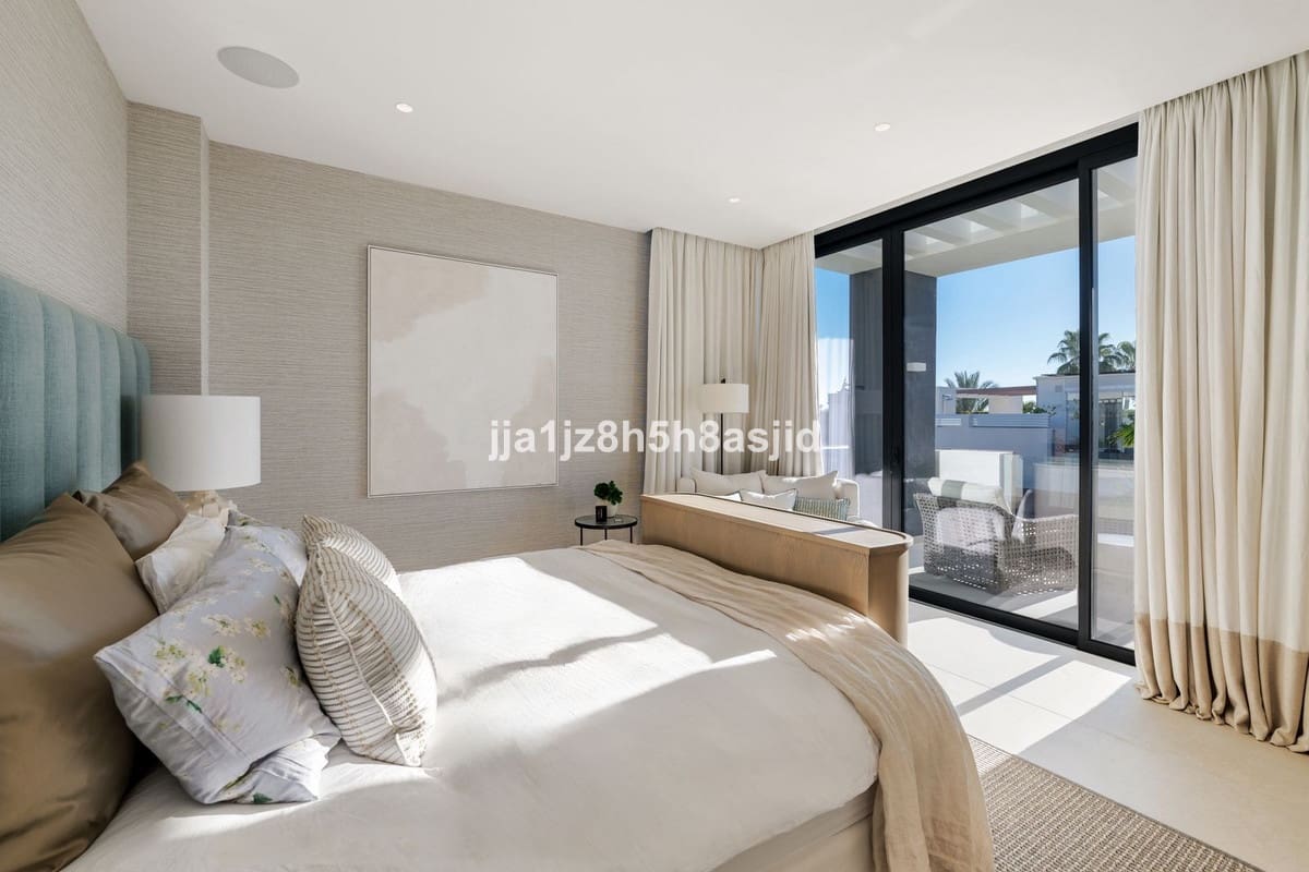 4 soveværelse Villa til salg i Marbella med swimmingpool garage - € 3.500.000 (Ref: 9503567)