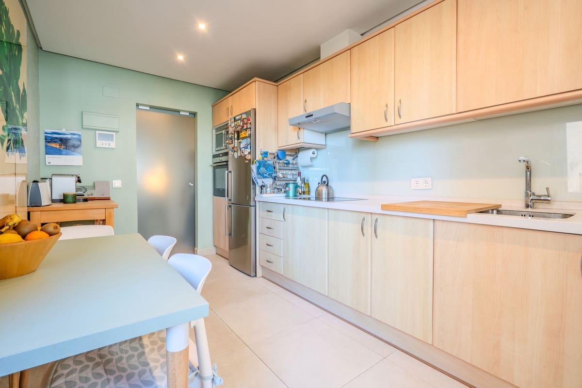 3 soverom Leilighet til salgs i Marbella med svømmebasseng garasje - € 925 000 (Ref: 9503568)