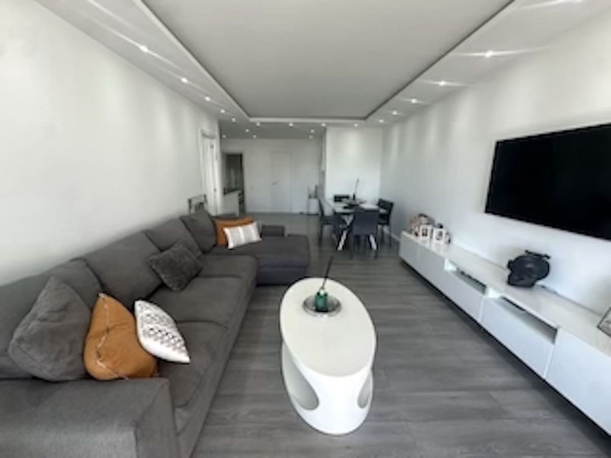 2 sypialnia Mieszkanie na sprzedaż w Marbella z basenem - 750 000 € (Ref: 9503569)