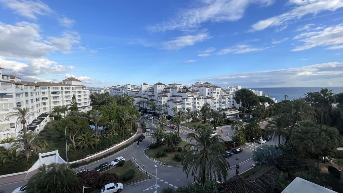 2 sypialnia Mieszkanie na sprzedaż w Marbella z basenem - 750 000 € (Ref: 9503569)