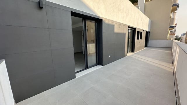 2 bedroom Flat for sale in Centro, Estepona - € 555,000 (Ref: 9503571)