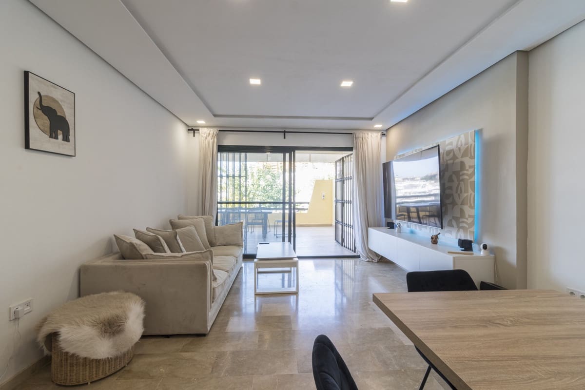 2 quarto Apartamento para venda em New Golden Mile com piscina garagem - 425 000 € (Ref: 9503572)