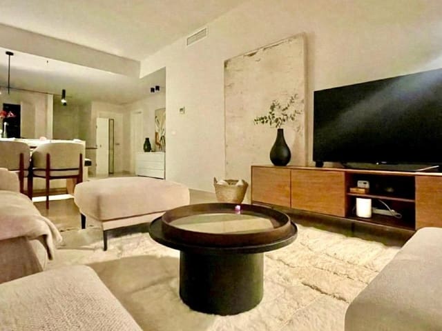 Piso de 2 habitaciones en San Luis de Sabinillas, Manilva en venta con piscina garaje - 358.000 € (Ref: 9503573)