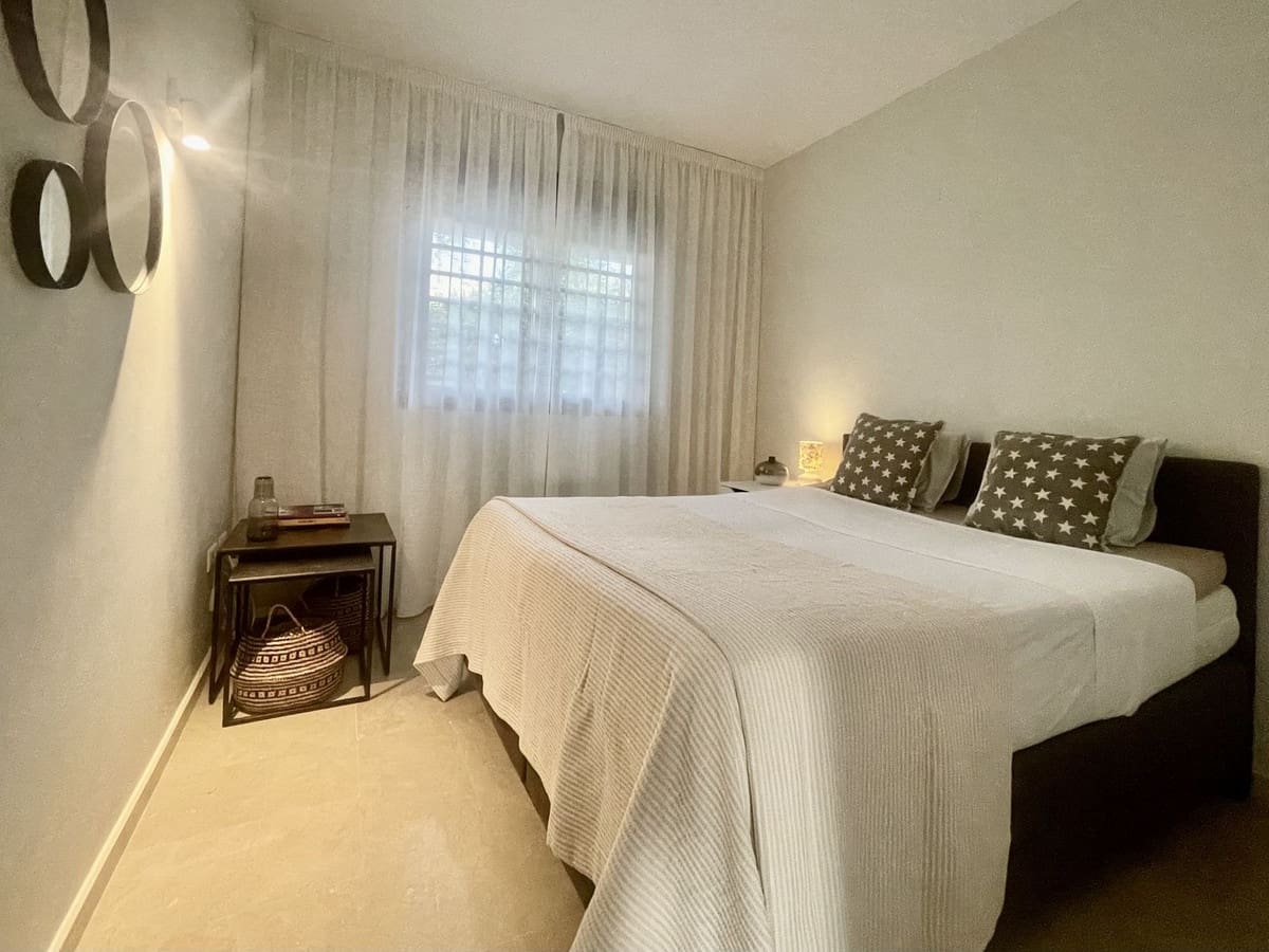 2 bedroom Flat for sale in Manilva with pool garage - € 358,000 (Ref: 9503573)