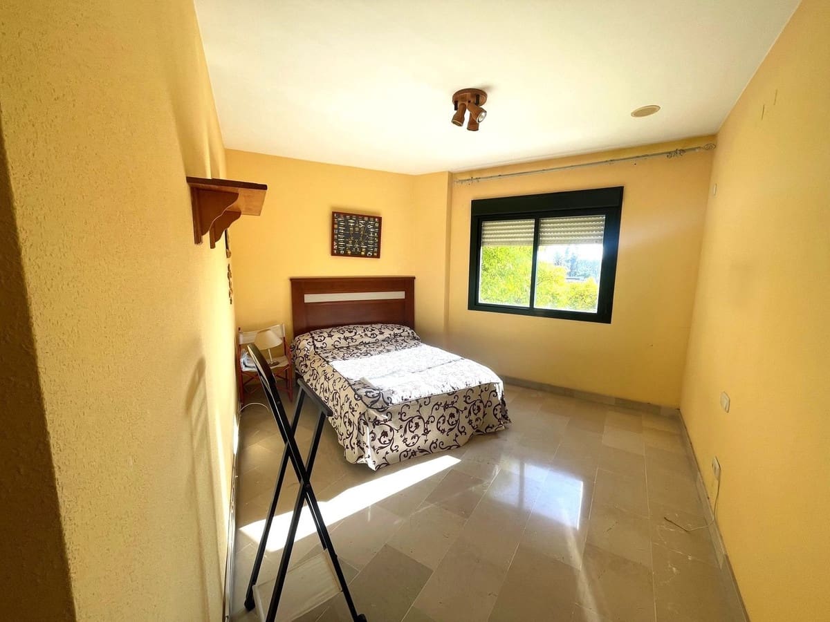 3 makuuhuone Asunto myytävänä paikassa Marbella mukana 
autotalli - 455 000 € (Ref: 9503574)