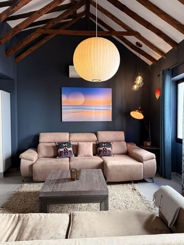 2 bedroom Flat for sale in Centro, Estepona with garage - € 399,000 (Ref: 9503575)