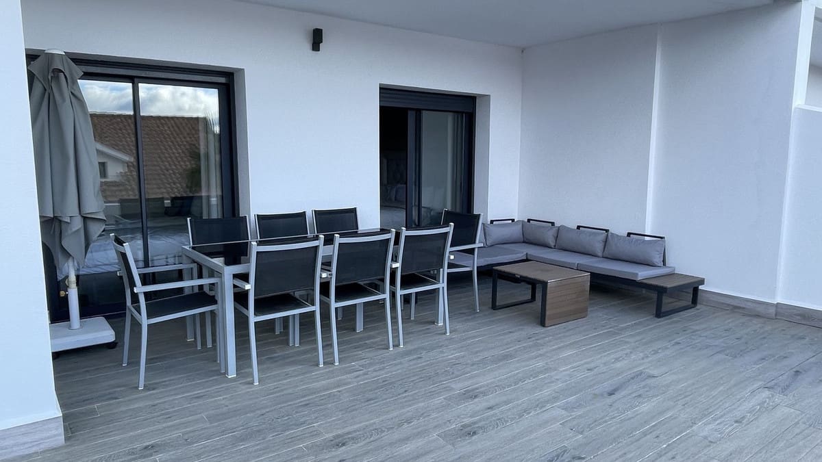 2 sypialnia Mieszkanie na sprzedaż w New Golden Mile z basenem garażem - 420 000 € (Ref: 9504731)