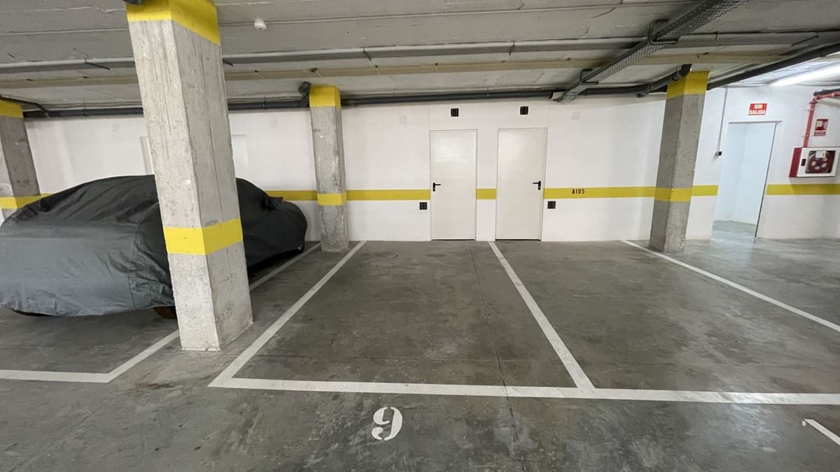 2 sypialnia Mieszkanie na sprzedaż w New Golden Mile z basenem garażem - 420 000 € (Ref: 9504731)