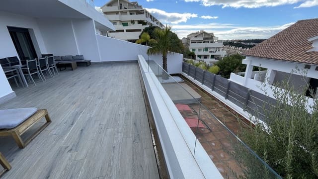 2 sypialnia Mieszkanie na sprzedaż w La Concha - Resina Golf, Estepona z basenem garażem - 420 000 € (Ref: 9504731)