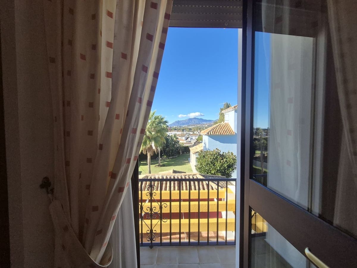 5 soveværelse Villa til salg i Marbella med swimmingpool garage - € 1.400.000 (Ref: 9506336)