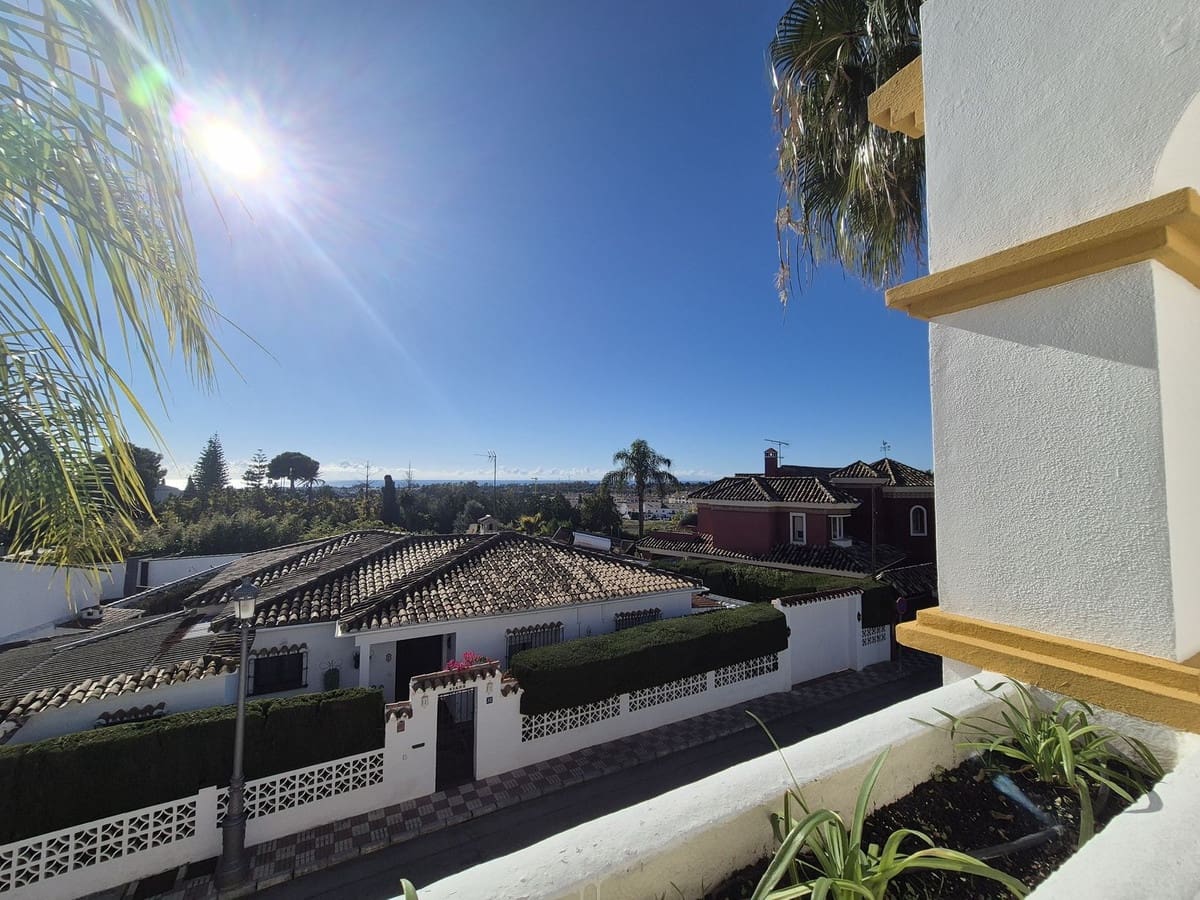 5 soveværelse Villa til salg i Marbella med swimmingpool garage - € 1.400.000 (Ref: 9506336)