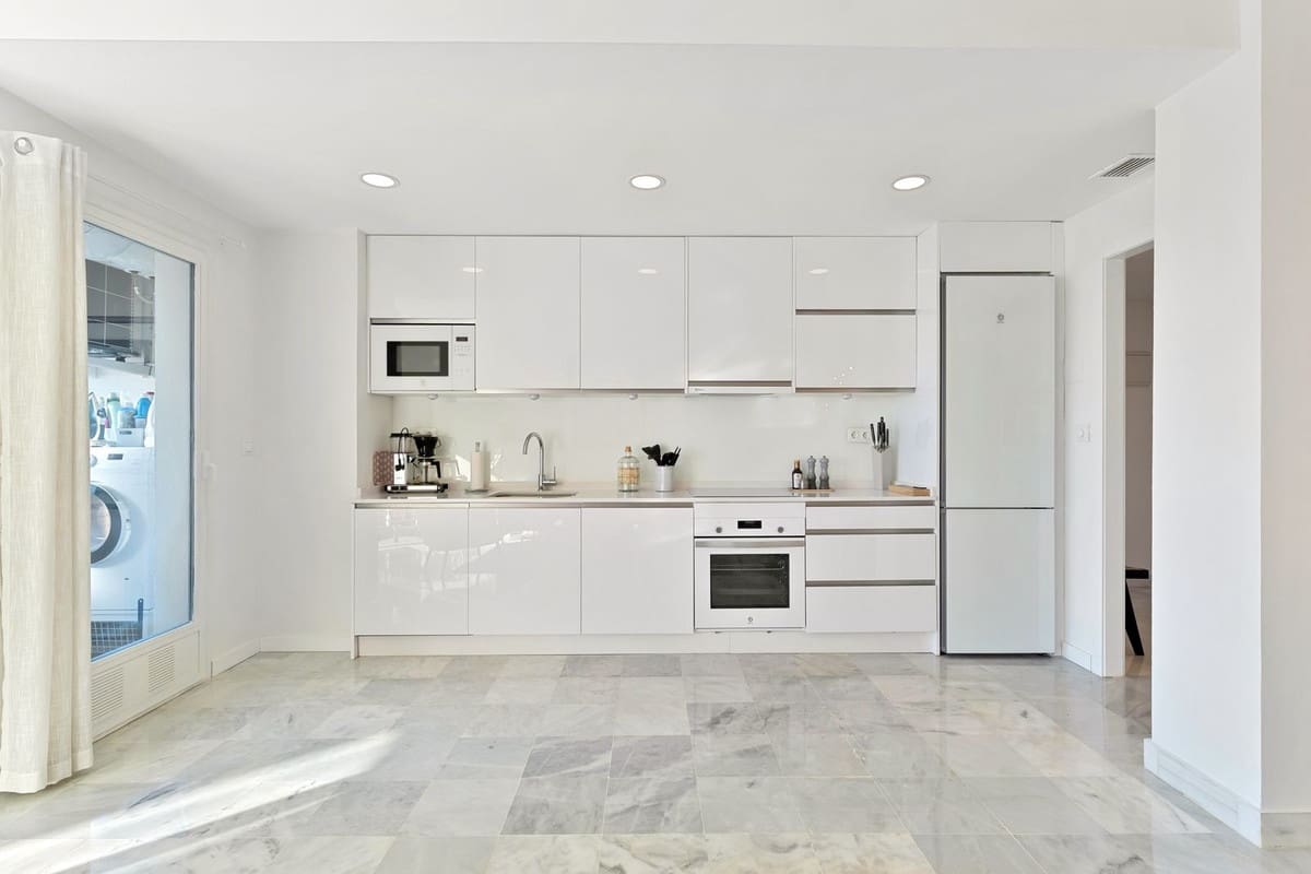 2 soverom Leilighet til salgs i Marbella med svømmebasseng - € 595 000 (Ref: 9506528)