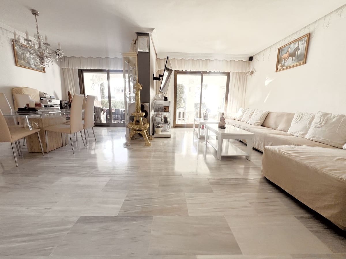 4 bedroom Villa for sale in Bel-Air with pool garage - € 580,000 (Ref: 9506529)