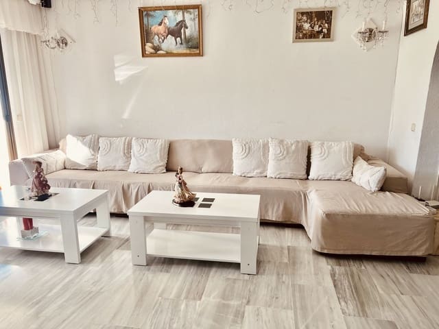 Chalet de 4 habitaciones en Bel-Air, Estepona en venta con piscina garaje - 580.000 € (Ref: 9506529)