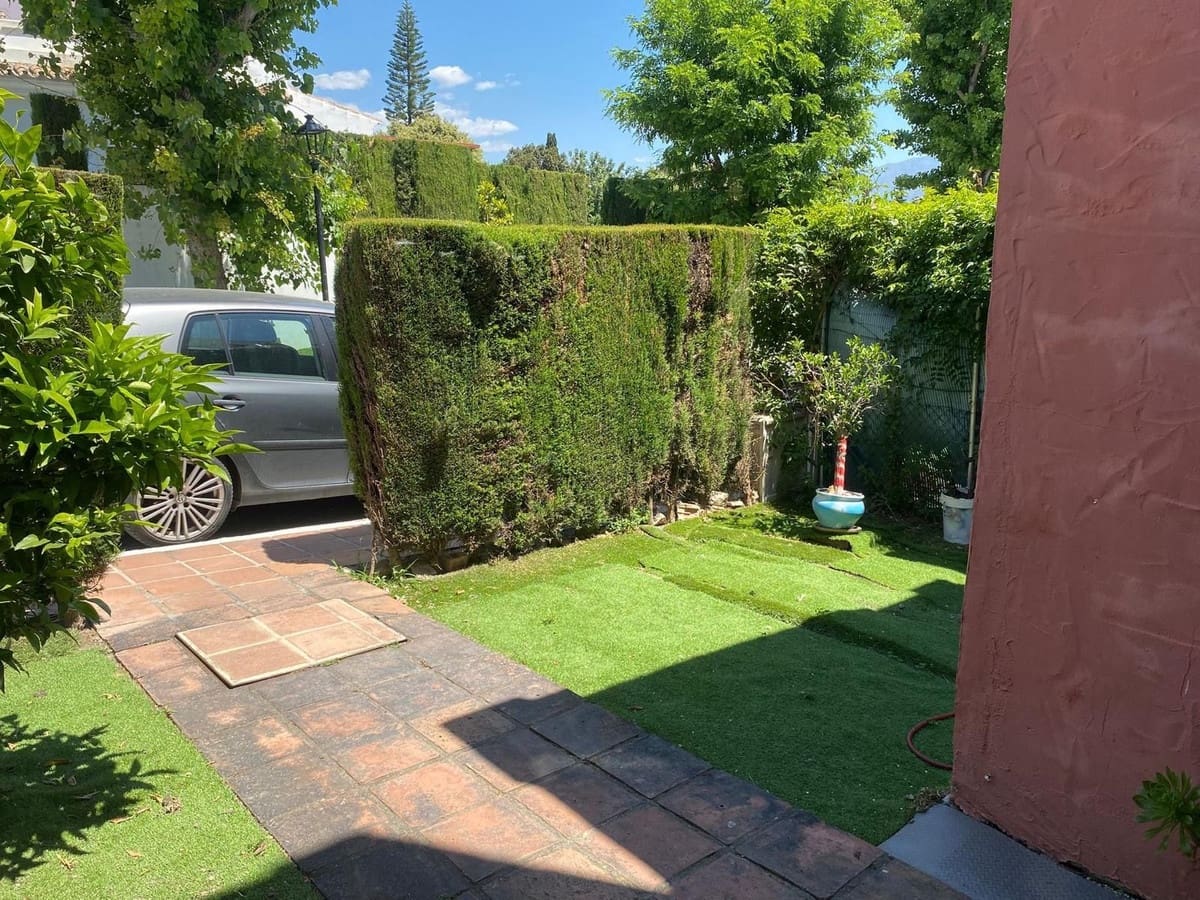 4 bedroom Villa for sale in Bel-Air with pool garage - € 580,000 (Ref: 9506529)