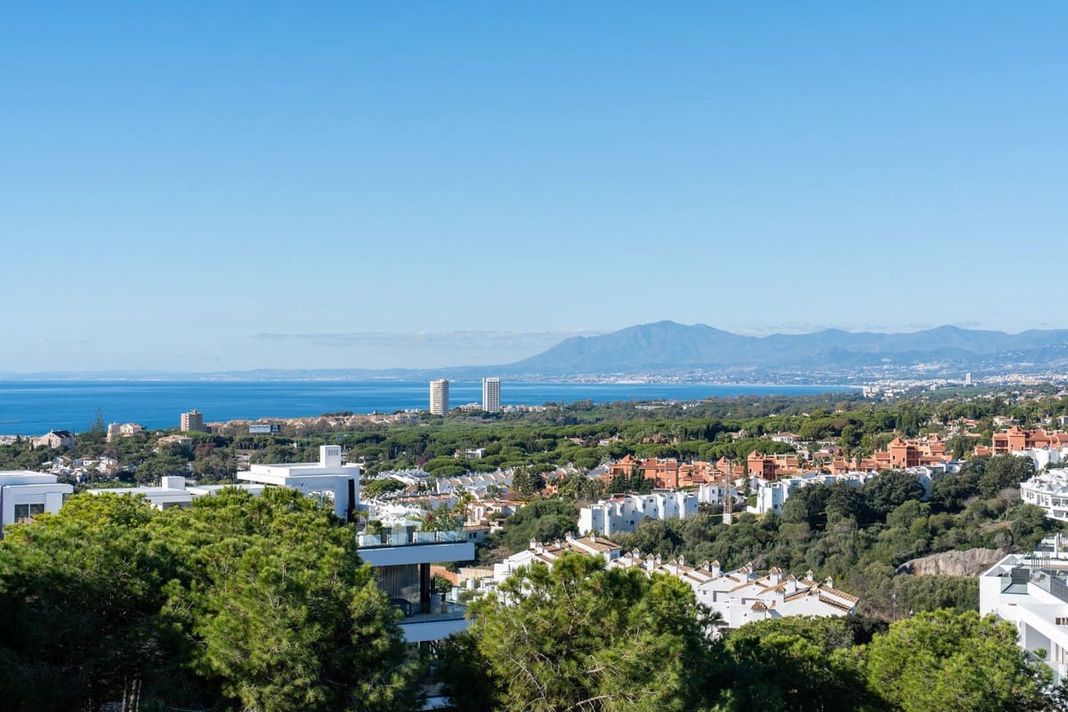 3 makuuhuone Asunto myytävänä paikassa Marbella mukana uima-altaan 
autotalli - 1 995 000 € (Ref: 9506984)