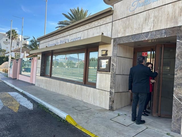 Local Commercial à vendre à El Paraiso, Estepona - 1 680 000 € (Ref: 9510348)