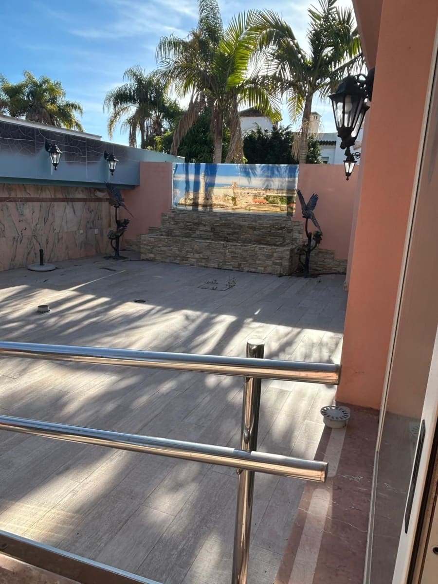 Local Commercial à vendre à El Paraiso - 1 680 000 € (Ref: 9510348)