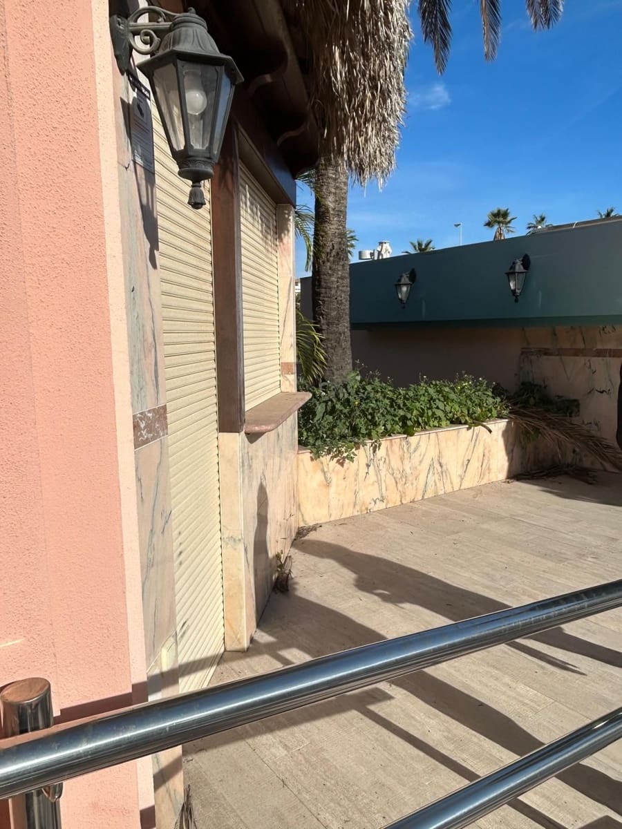 Local Commercial à vendre à El Paraiso - 1 680 000 € (Ref: 9510348)