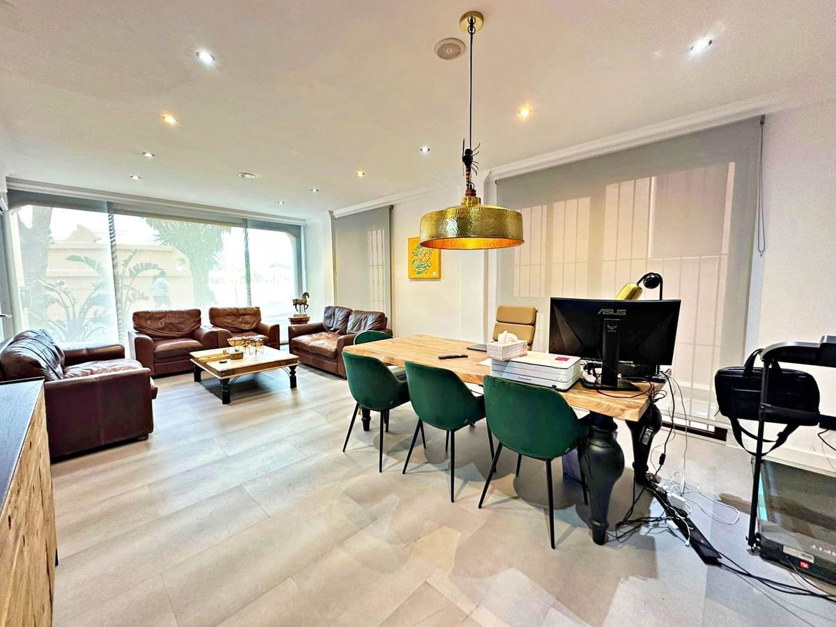 Biuro na sprzedaż w New Golden Mile z basenem - 385 000 € (Ref: 9510349)