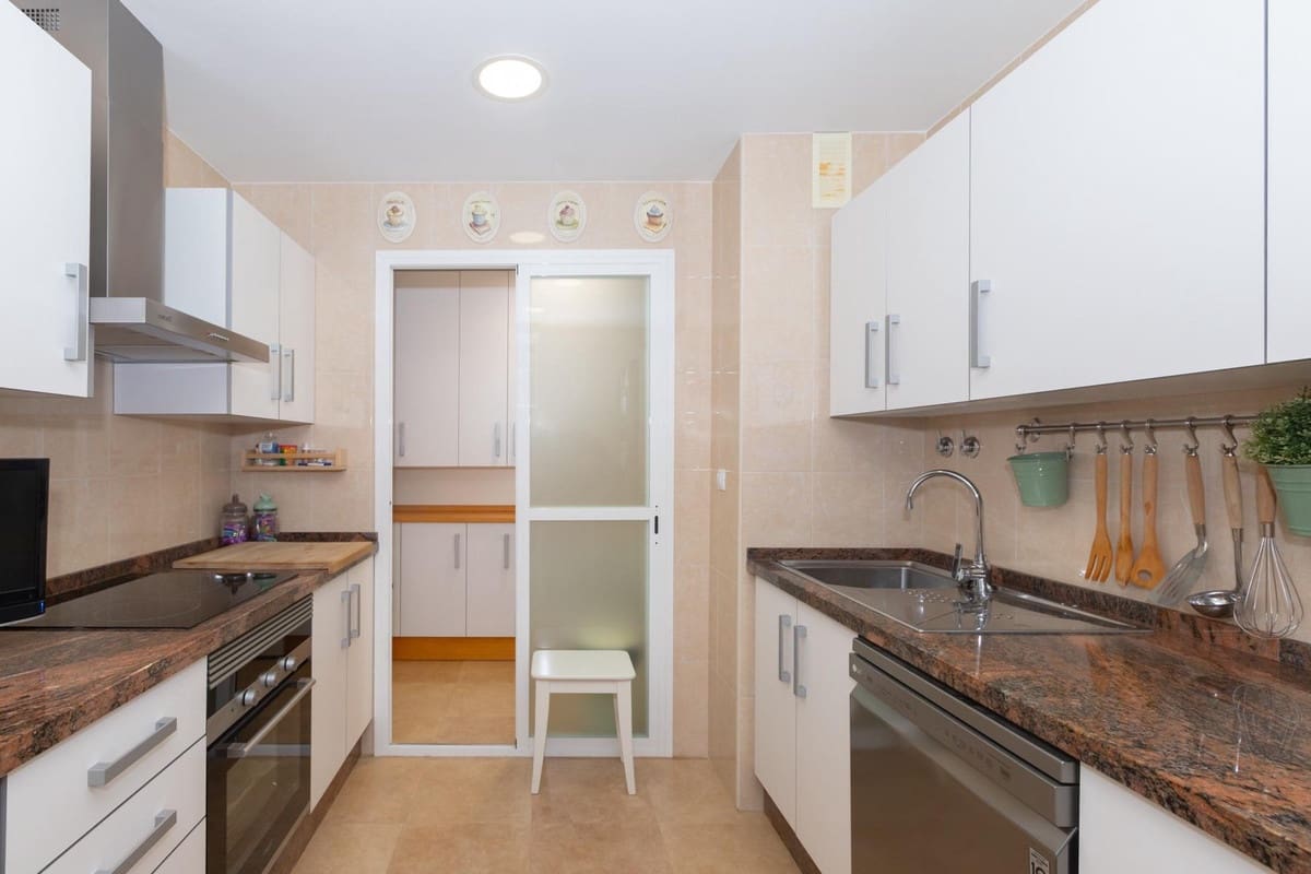 3 camera da letto Appartamento in vendita in Estepona con piscina garage - 385.000 € (Rif: 9516374)