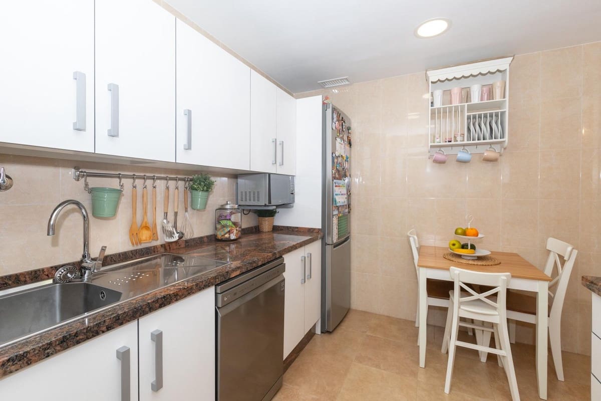 3 camera da letto Appartamento in vendita in Estepona con piscina garage - 385.000 € (Rif: 9516374)