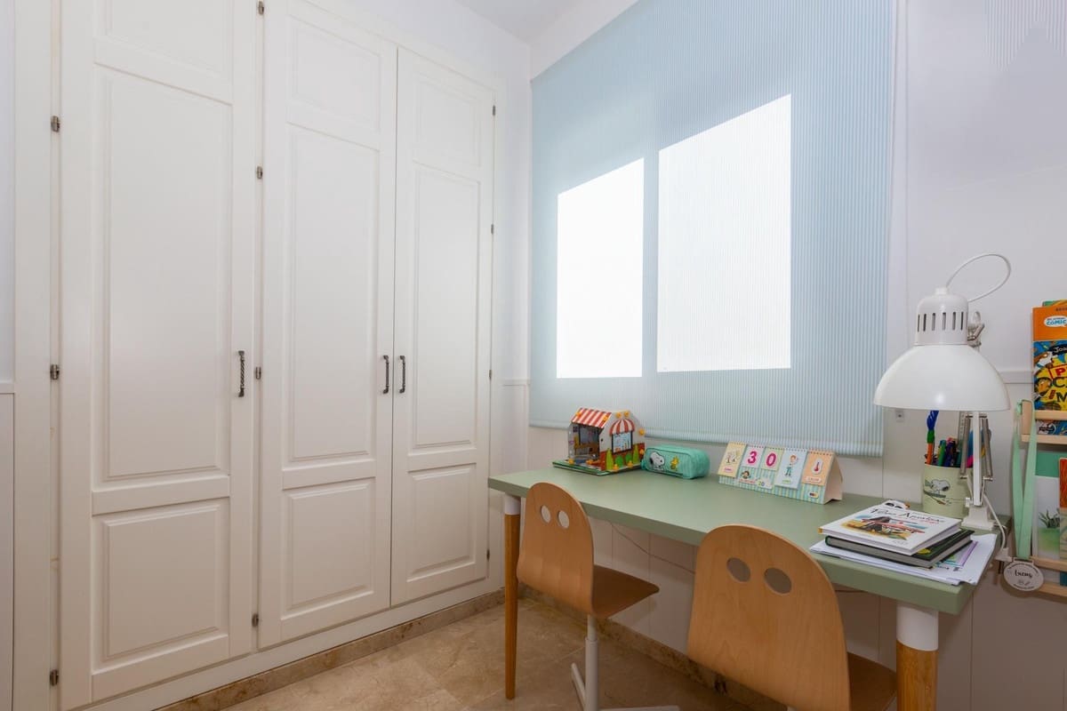 3 camera da letto Appartamento in vendita in Estepona con piscina garage - 385.000 € (Rif: 9516374)