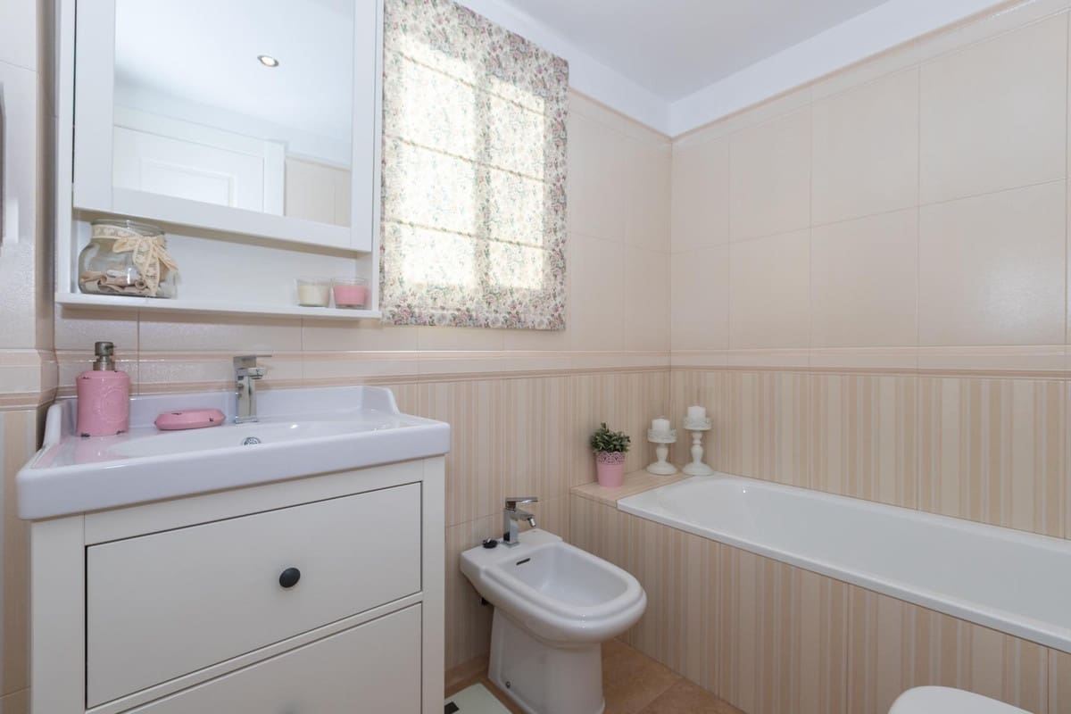 3 camera da letto Appartamento in vendita in Estepona con piscina garage - 385.000 € (Rif: 9516374)