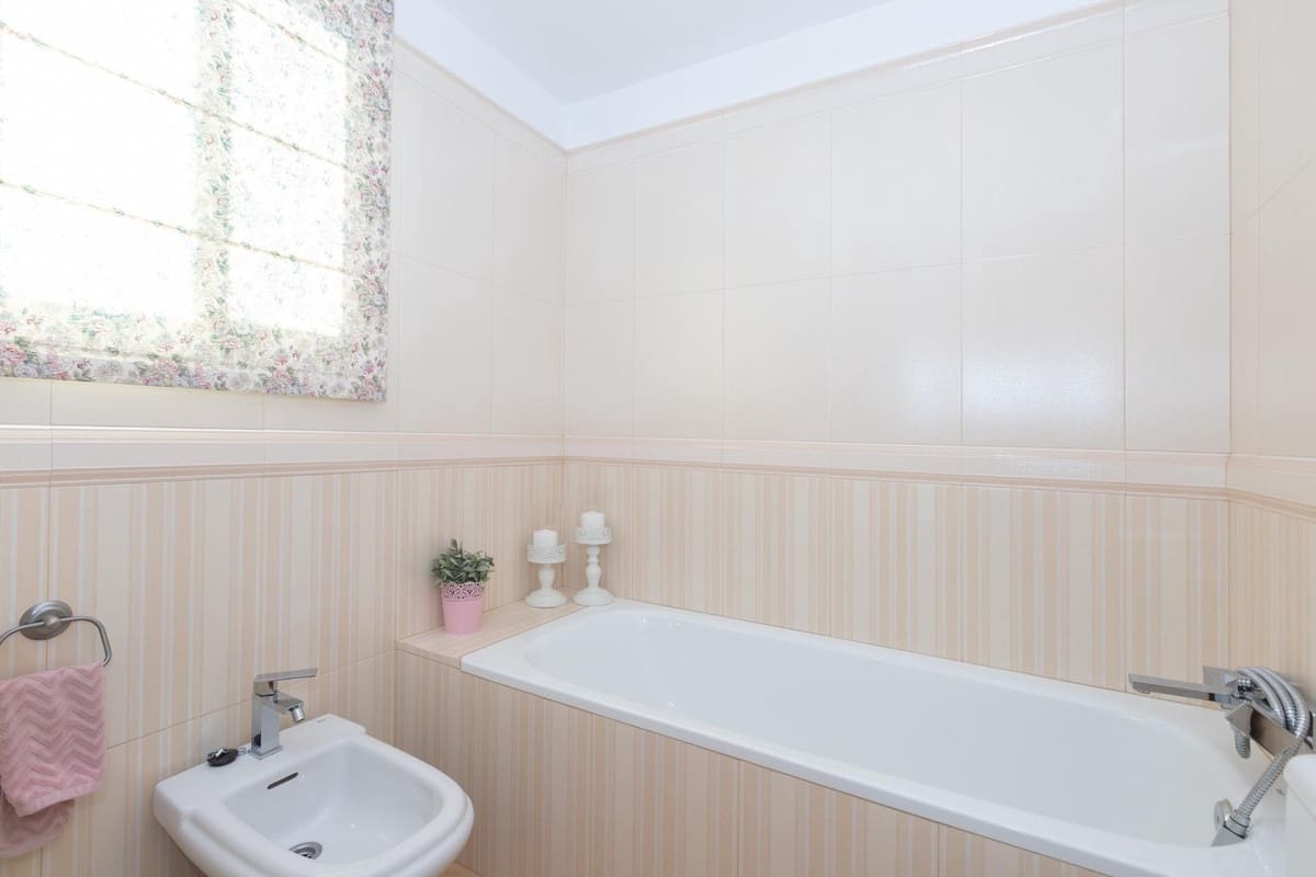 3 camera da letto Appartamento in vendita in Estepona con piscina garage - 385.000 € (Rif: 9516374)