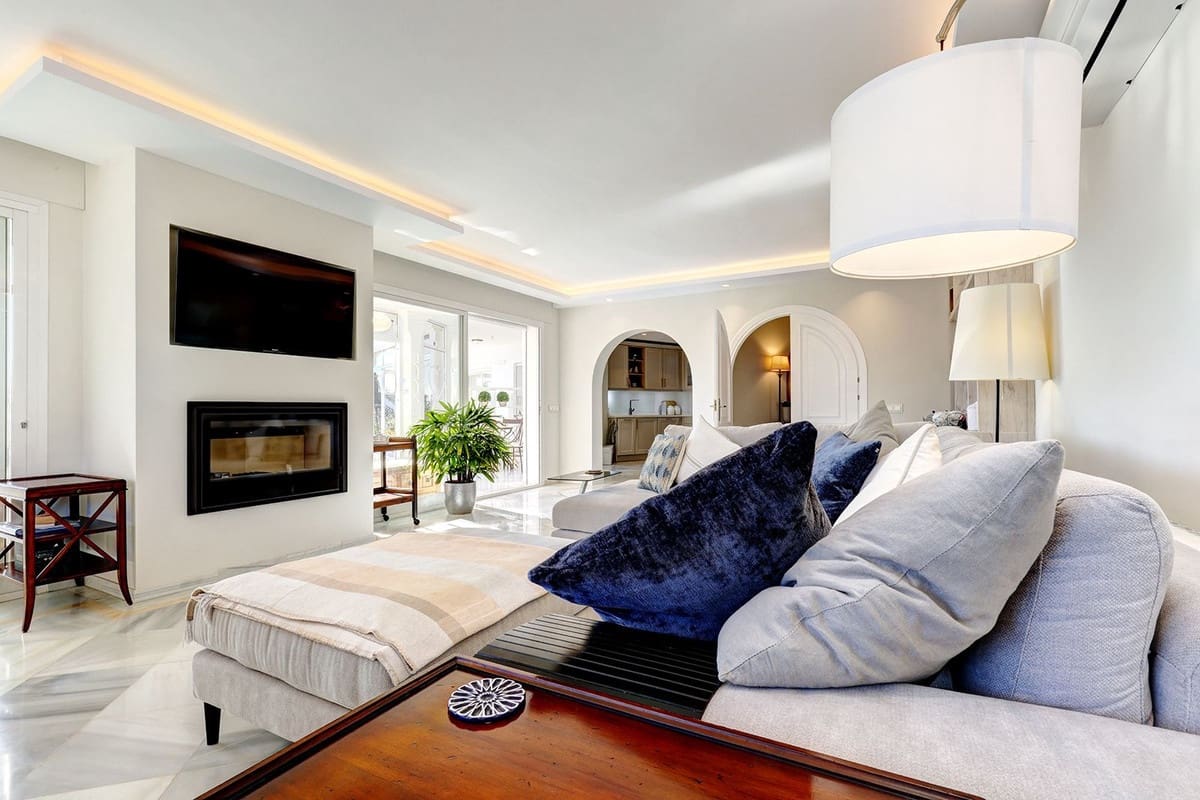 Chalet de 4 habitaciones en Mijas en venta con piscina garaje - 1.275.000 € (Ref: 9521667)