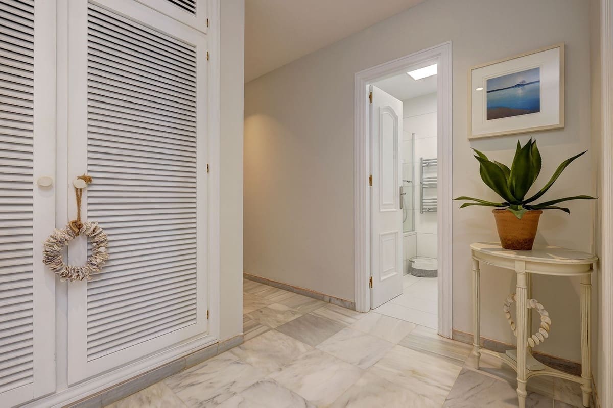 Chalet de 4 habitaciones en Mijas en venta con piscina garaje - 1.275.000 € (Ref: 9521667)